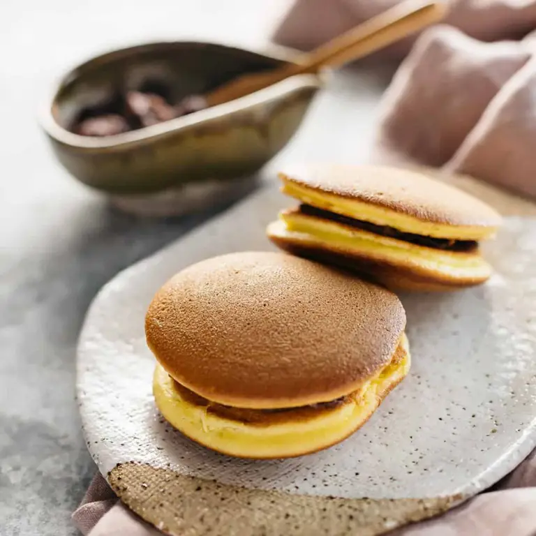 Buat Dorayaki Sendiri di Rumah Resep dorayaki yang mudah diikuti